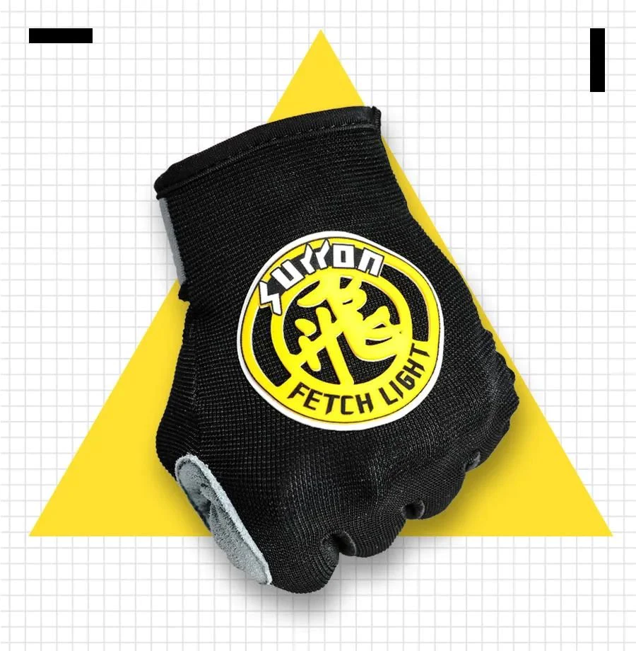 riding-gloves-579070_900x920