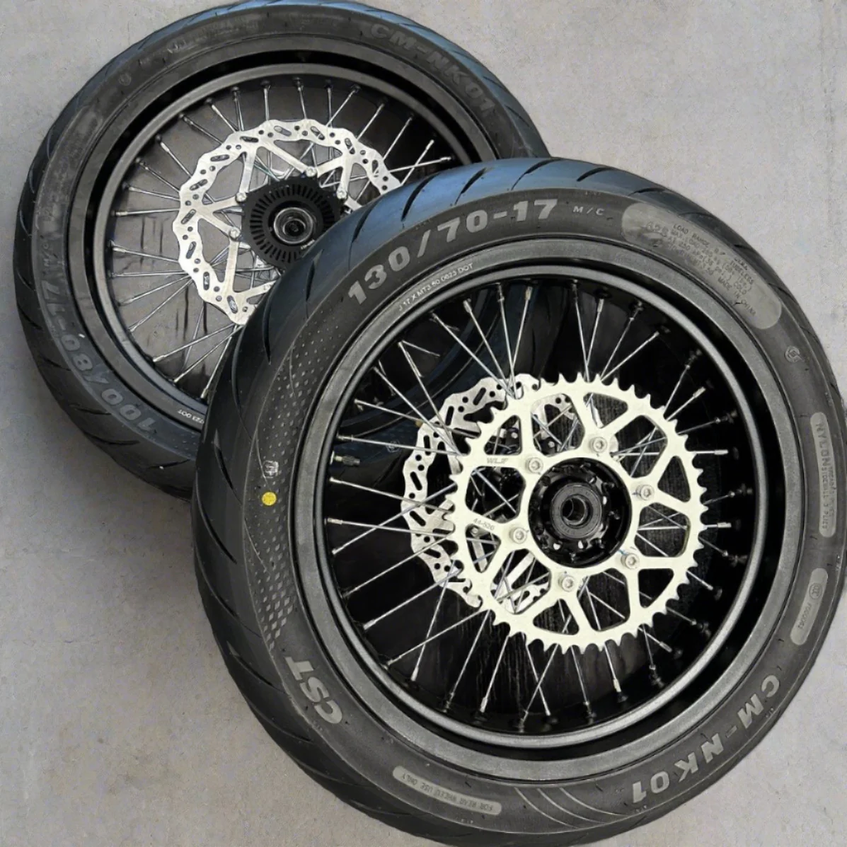 ultra-bee-supermoto-wheel-kit-392427_1197x1197